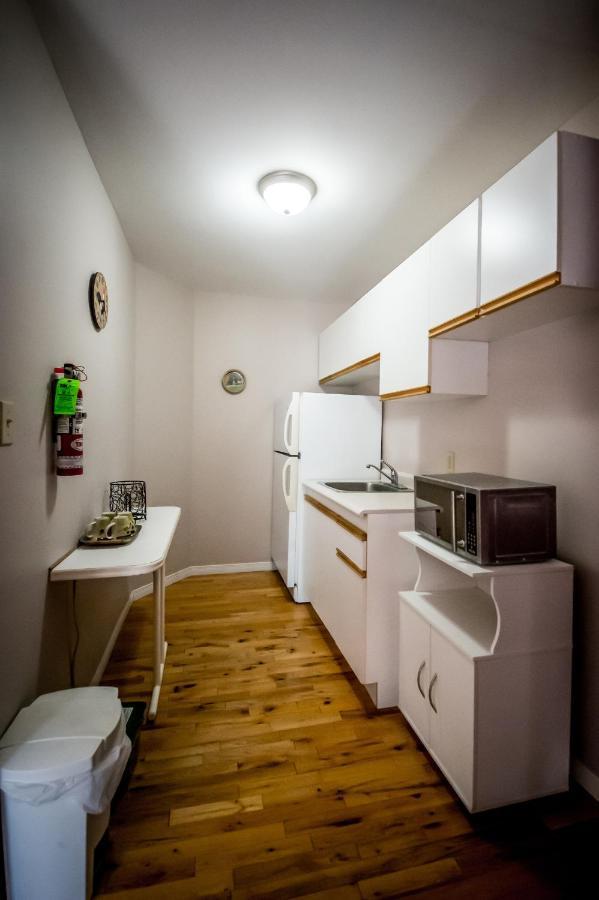 Lee'S Ocean Peek B & B Stratford エクステリア 写真