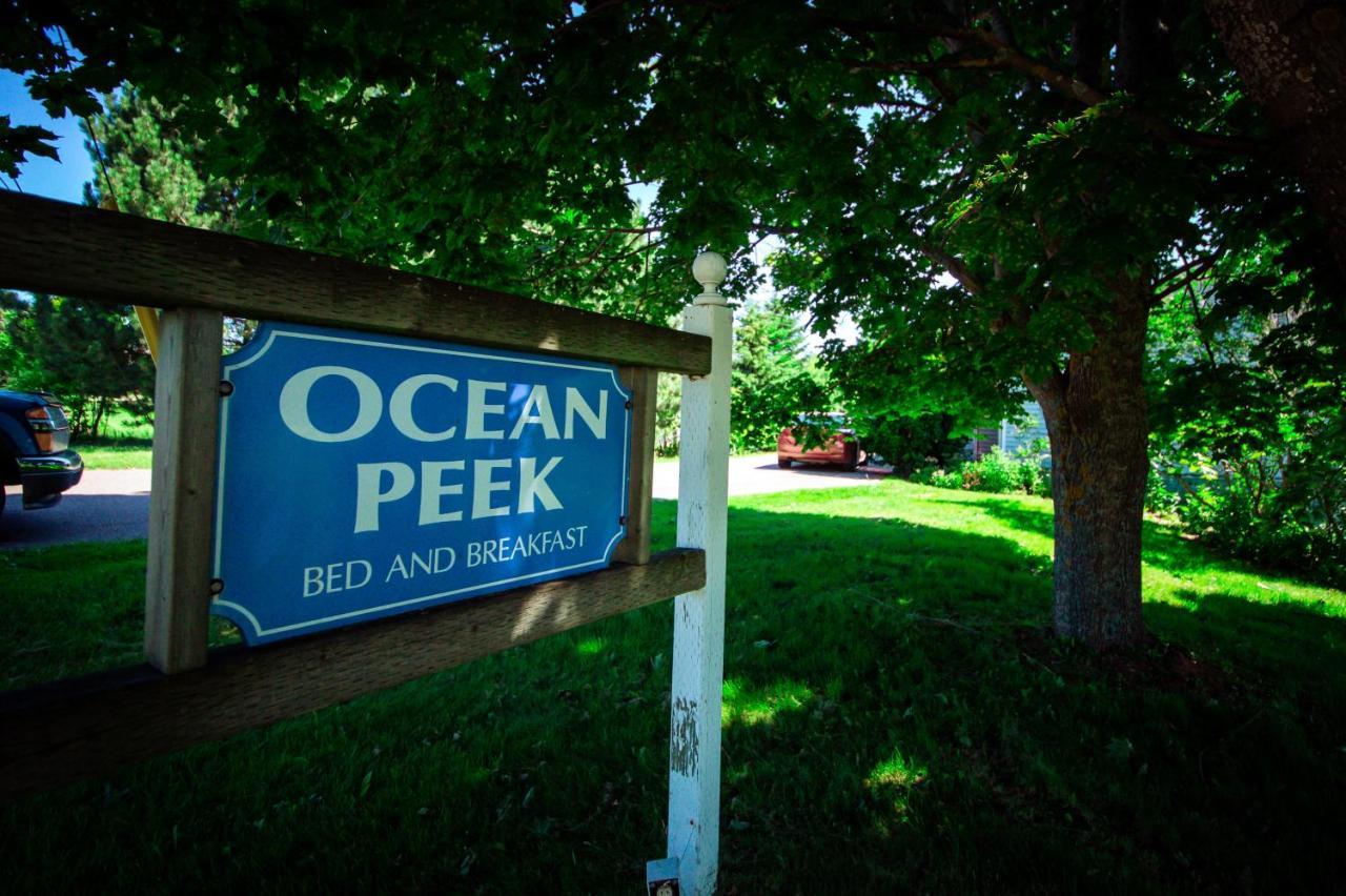 Lee'S Ocean Peek B & B Stratford エクステリア 写真