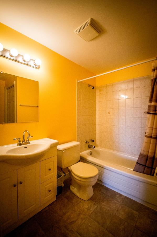 Lee'S Ocean Peek B & B Stratford エクステリア 写真