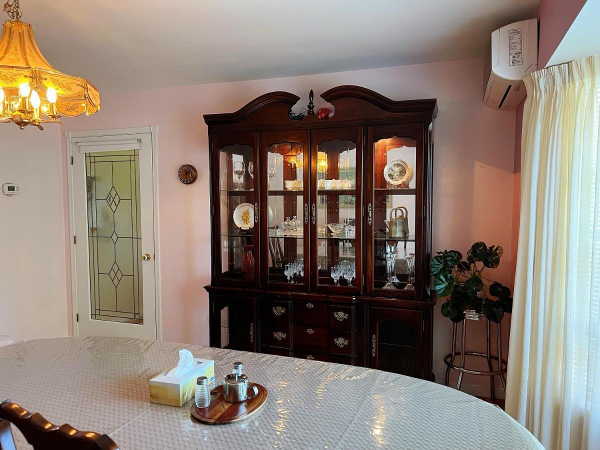 Lee'S Ocean Peek B & B Stratford エクステリア 写真