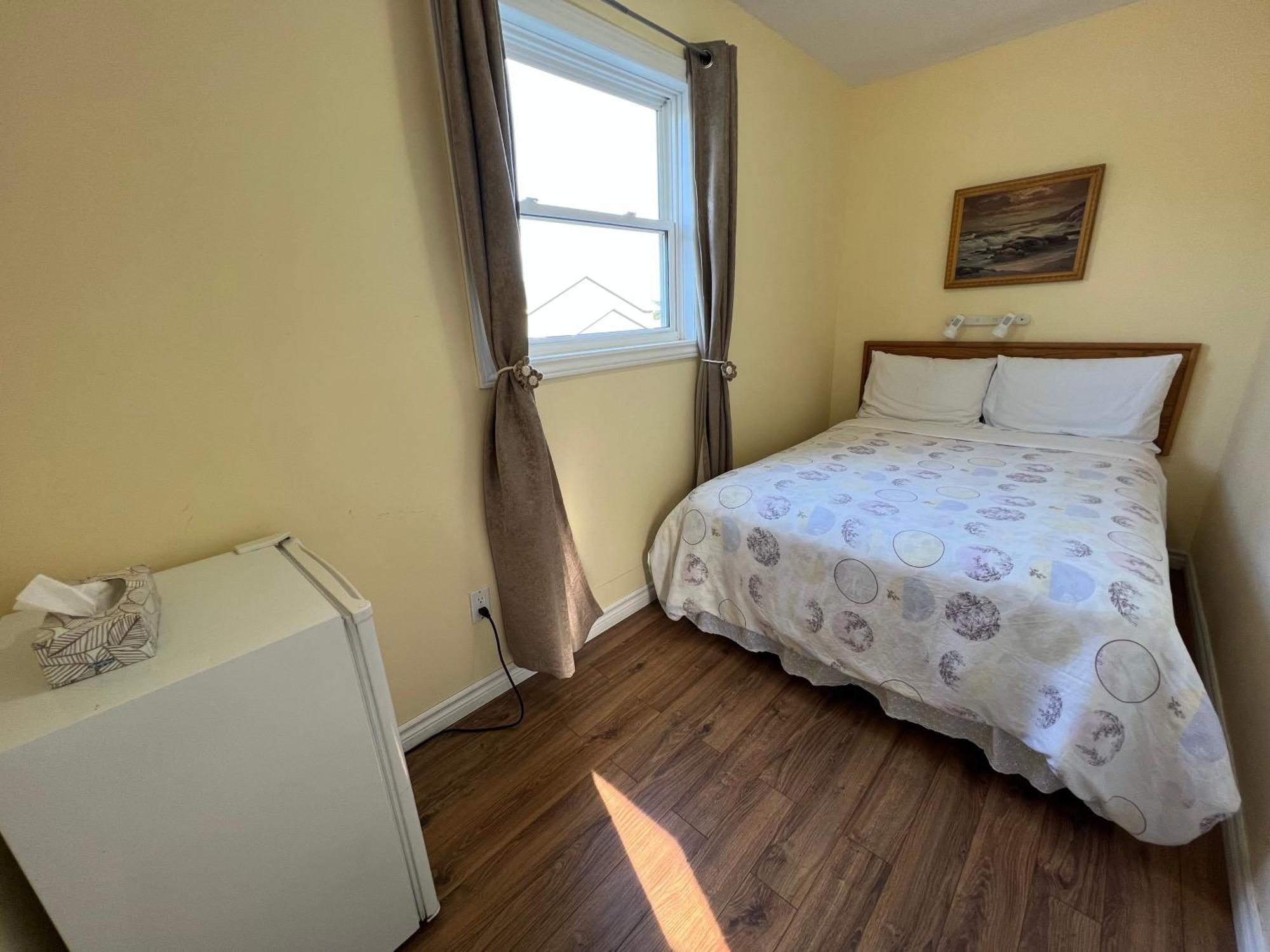 Lee'S Ocean Peek B & B Stratford エクステリア 写真