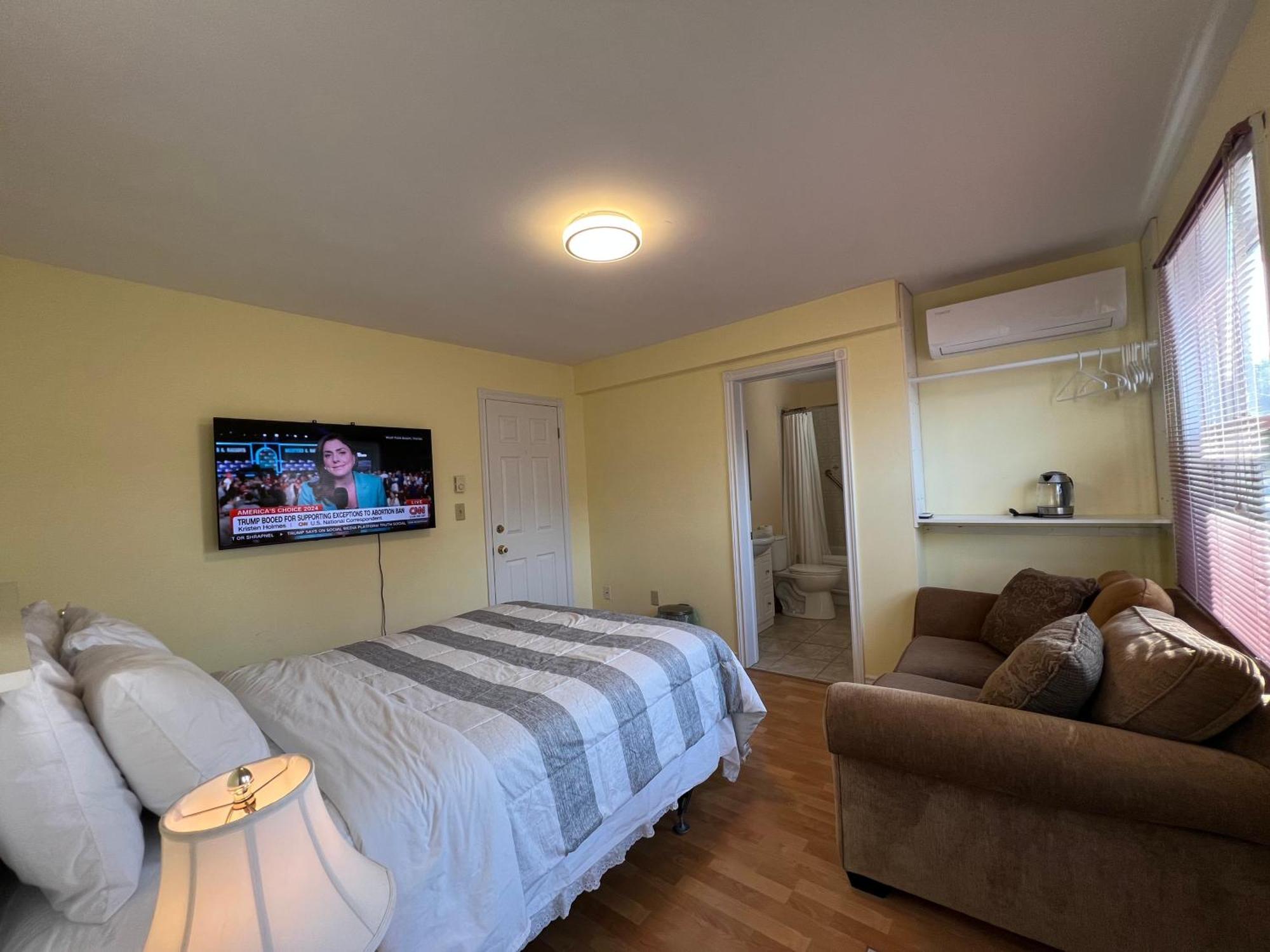 Lee'S Ocean Peek B & B Stratford エクステリア 写真